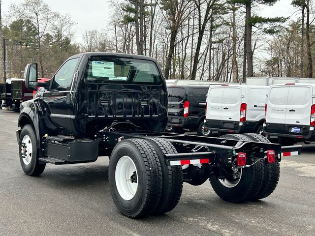 2025 Ford F-650 Base