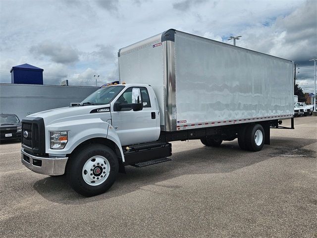 2025 Ford F-650 Base