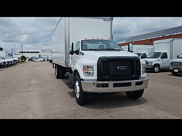 2025 Ford F-650 Base