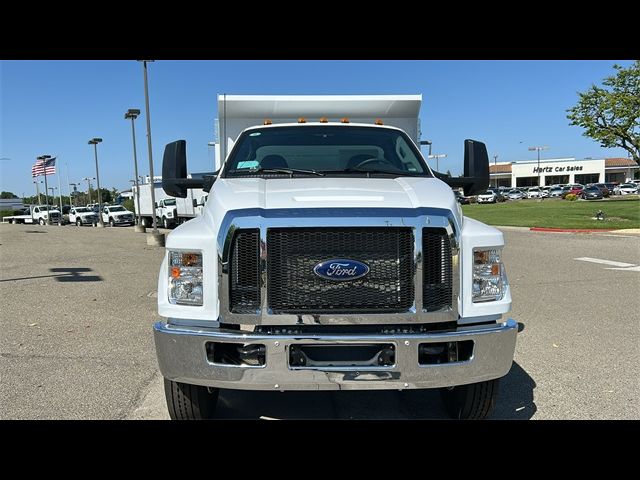 2025 Ford F-650 Base