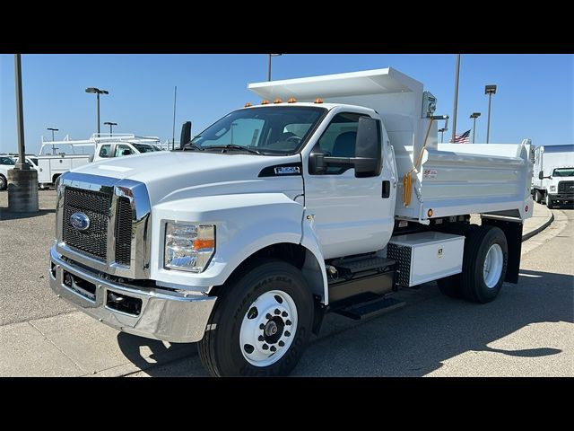 2025 Ford F-650 Base