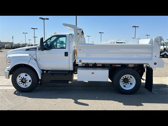 2025 Ford F-650 Base