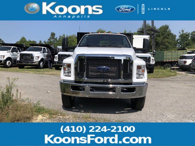 2025 Ford F-650 Base