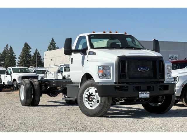 2025 Ford F-650 Base