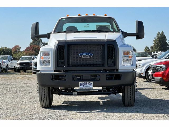 2025 Ford F-650 Base