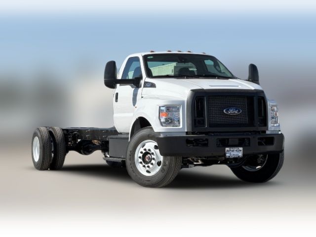 2025 Ford F-650 Base