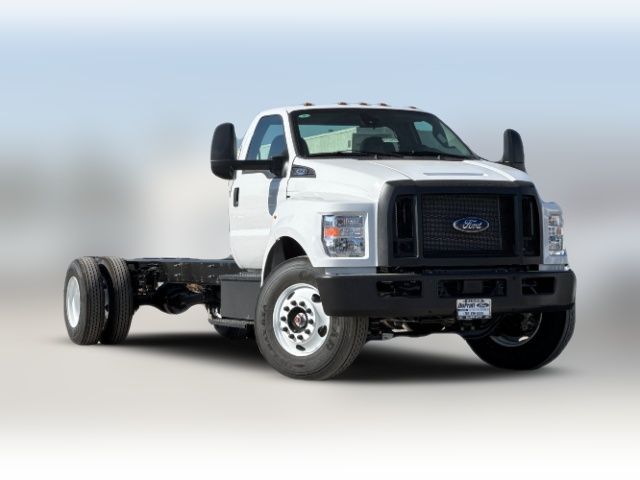 2025 Ford F-650 Base