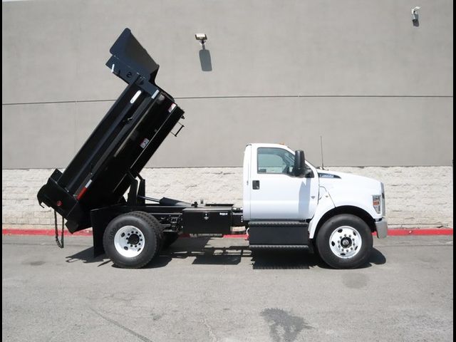 2025 Ford F-650 Base