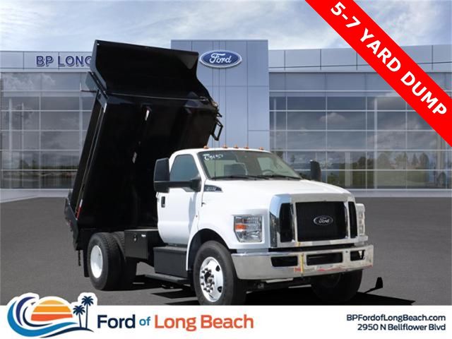 2025 Ford F-650 Base