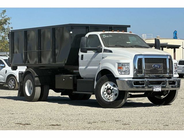 2025 Ford F-650 Base