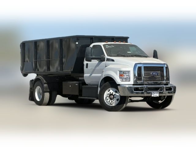 2025 Ford F-650 Base