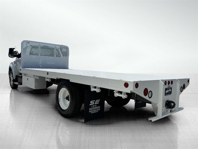 2025 Ford F-650 Base