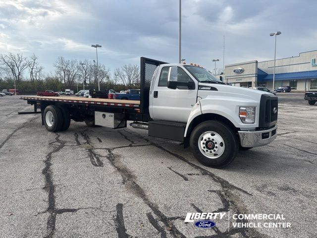 2025 Ford F-650 Base