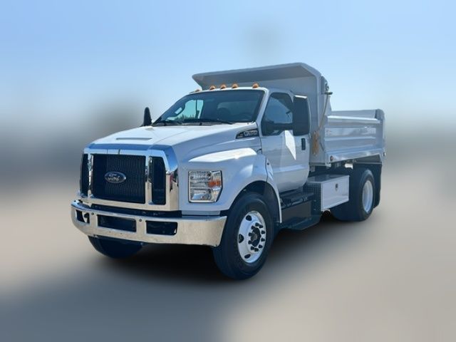 2025 Ford F-650 Base