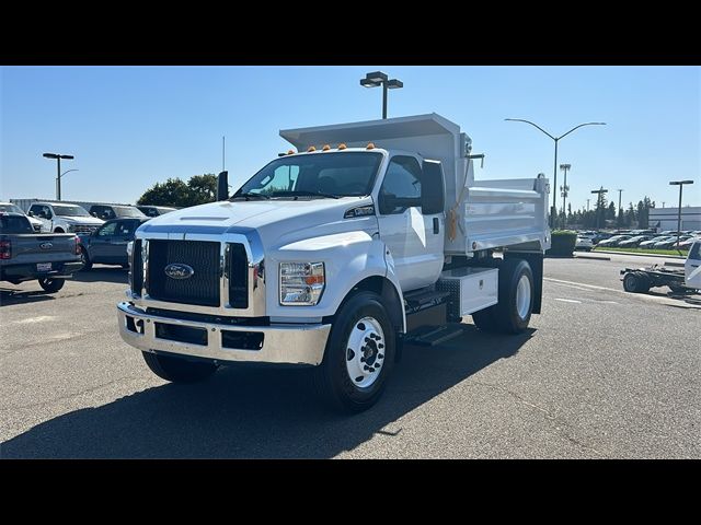 2025 Ford F-650 Base