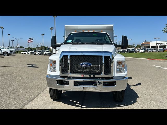 2025 Ford F-650 Base