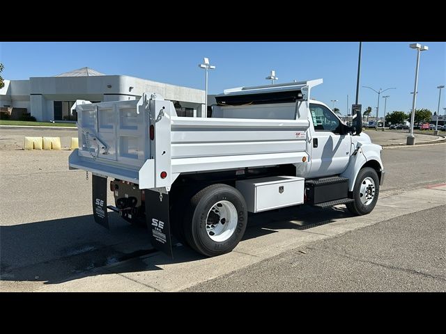 2025 Ford F-650 Base