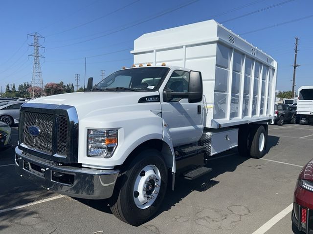 2025 Ford F-650 Base