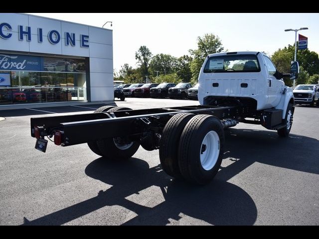 2025 Ford F-650 Base