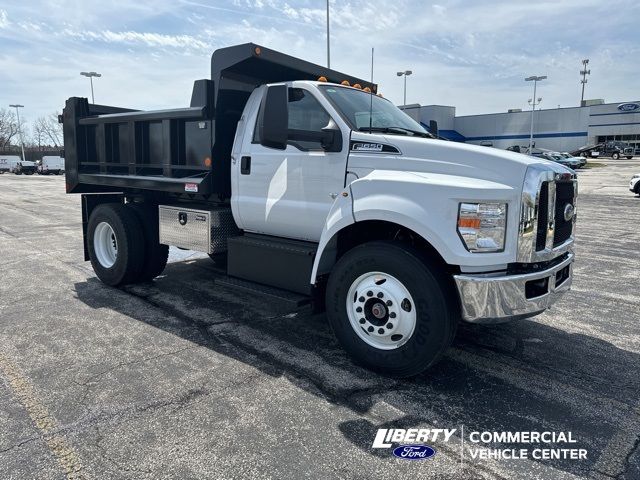 2025 Ford F-650 Base