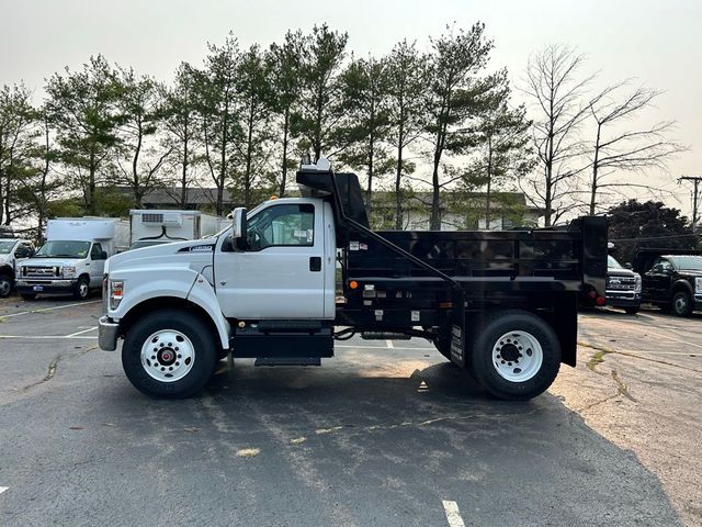 2025 Ford F-650 Base