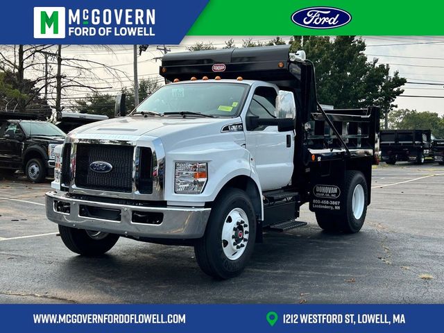 2025 Ford F-650 Base