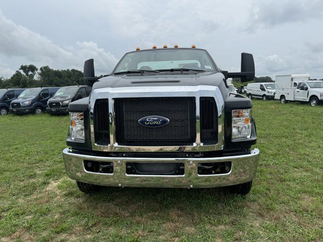 2025 Ford F-650 Base