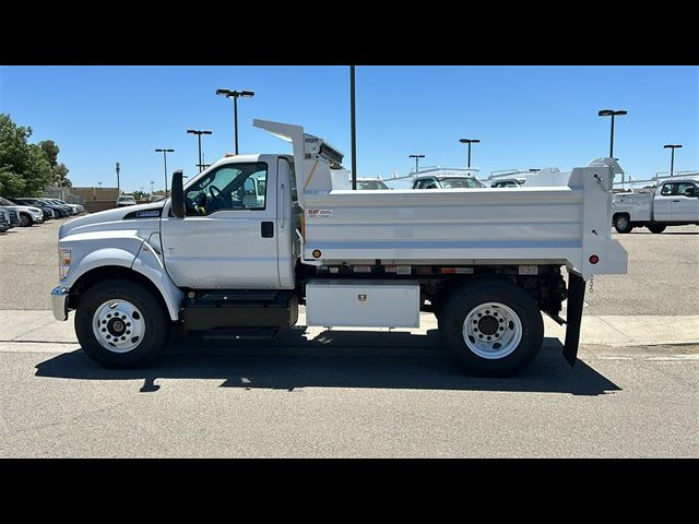 2025 Ford F-650 Base