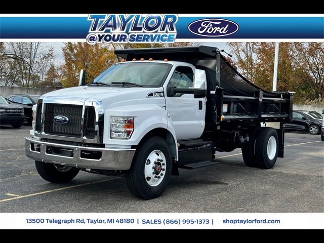 2025 Ford F-650 Base