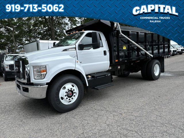 2025 Ford F-650 Base