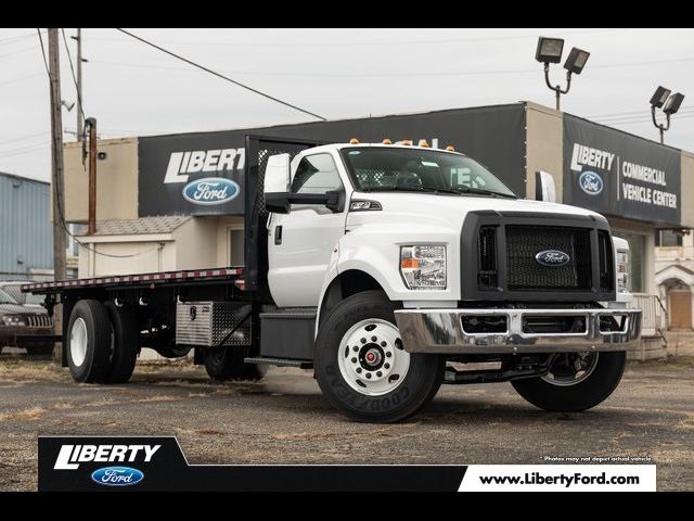 2025 Ford F-650 Base