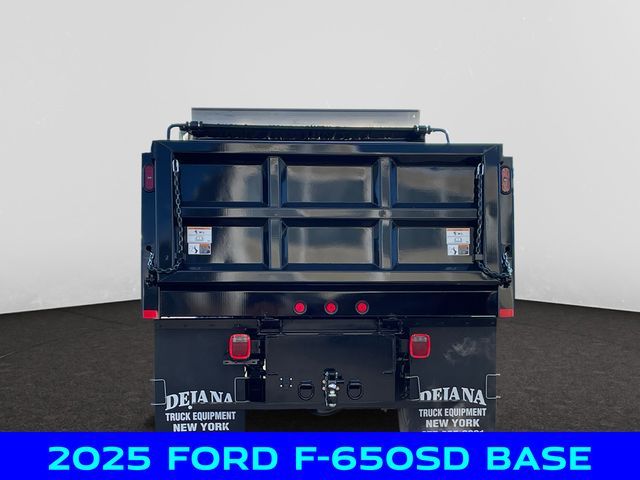 2025 Ford F-650 Base