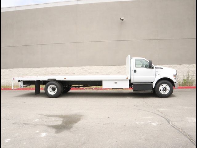 2025 Ford F-650 Base