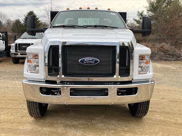 2025 Ford F-650 Base