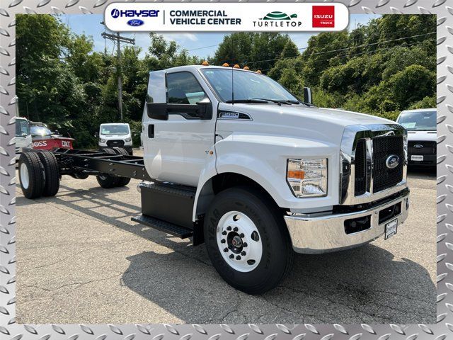 2025 Ford F-650 Base