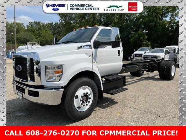 2025 Ford F-650 Base