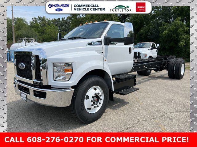 2025 Ford F-650 Base