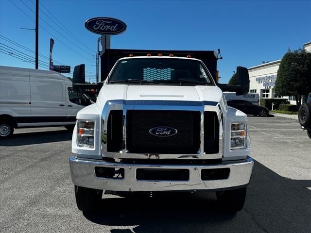 2025 Ford F-650 Base