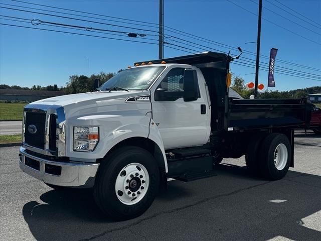 2025 Ford F-650 Base