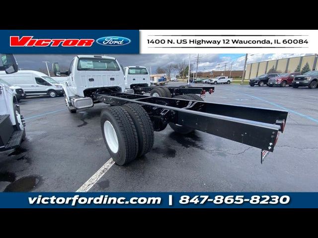 2025 Ford F-650 Base