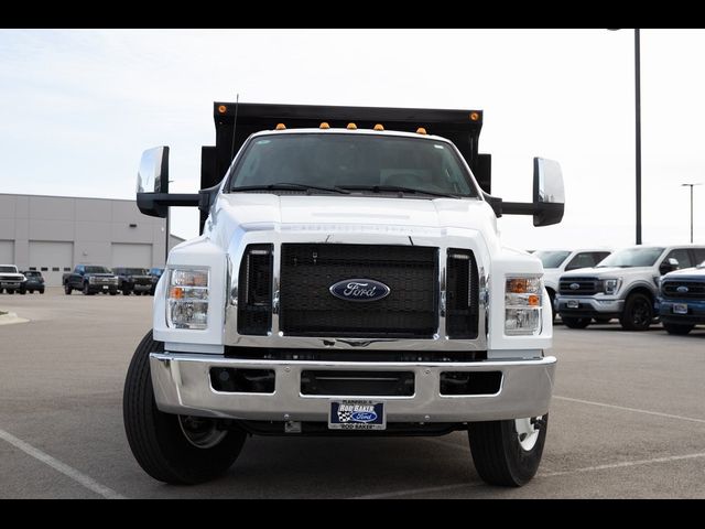 2025 Ford F-650 Base