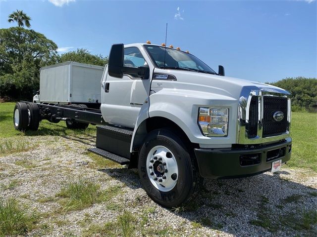 2025 Ford F-650 Base