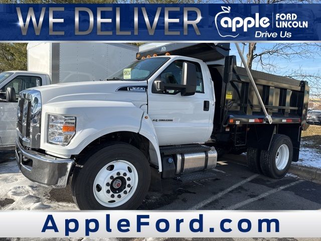 2025 Ford F-650 Base