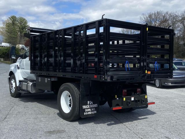 2025 Ford F-650 Base