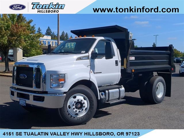 2025 Ford F-650 Base