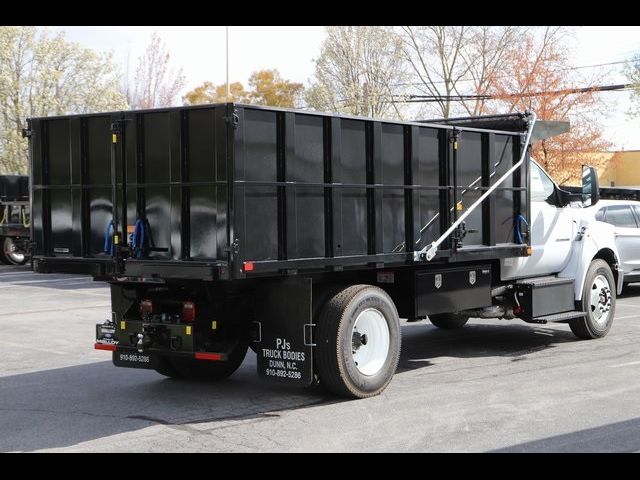 2025 Ford F-650 Base