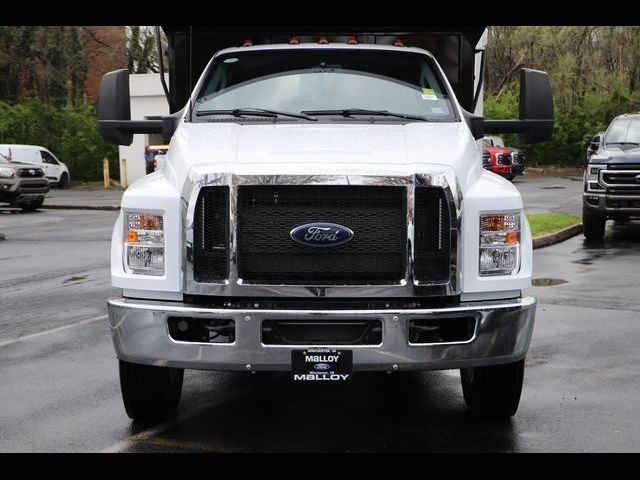 2025 Ford F-650 Base