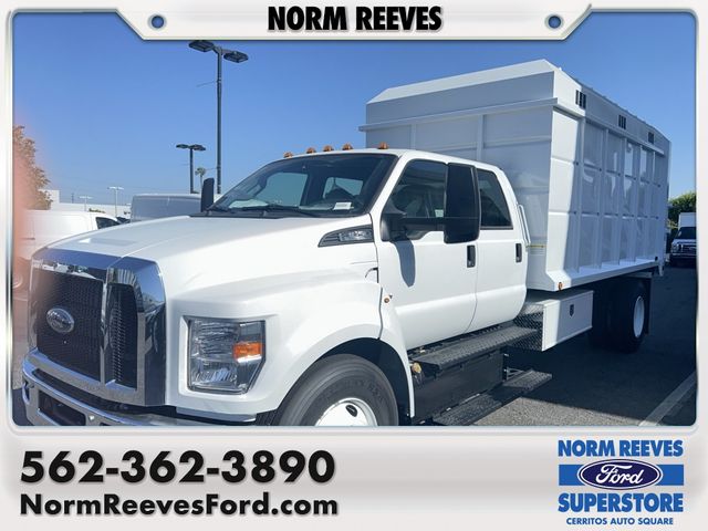 2025 Ford F-650 Base