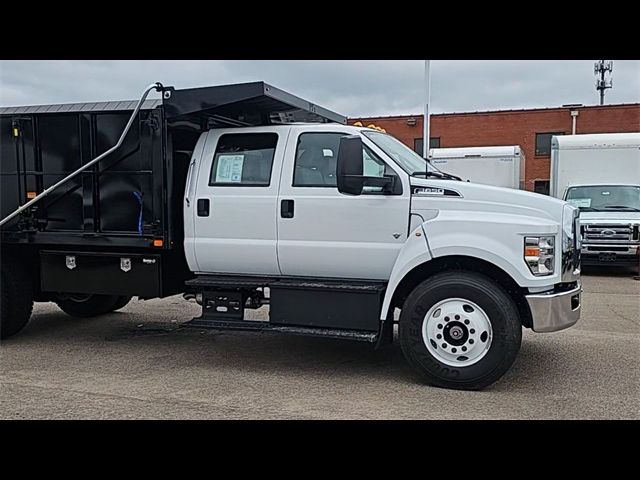 2025 Ford F-650 Base