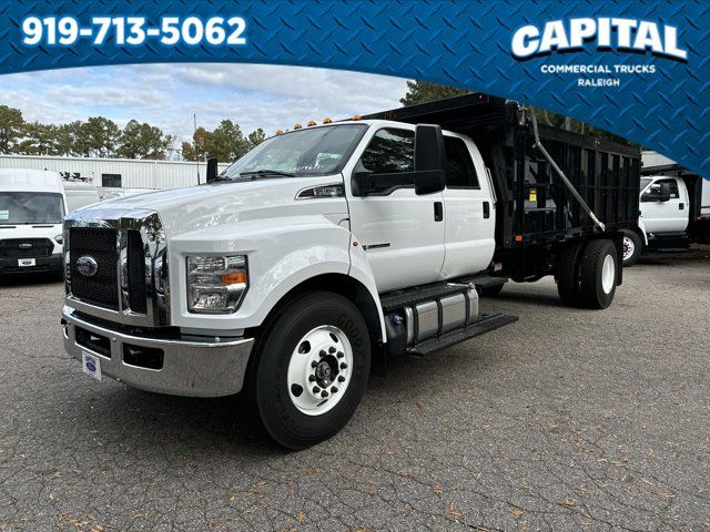 2025 Ford F-650 Base